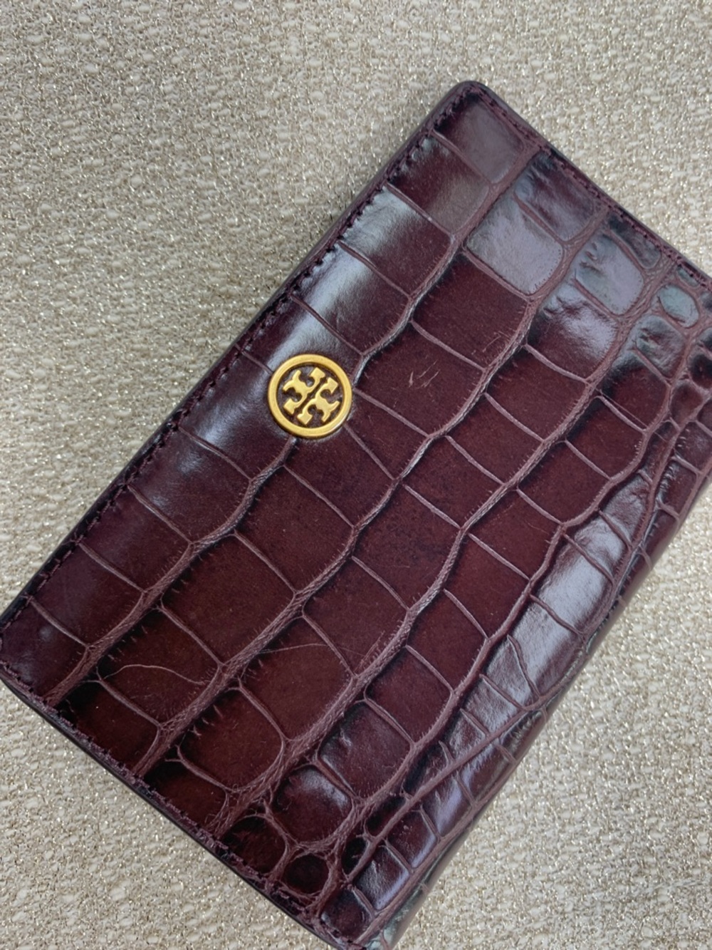 Tory Burch Croc-Embossed Leather Bifold Wallet - Deep Burgundy